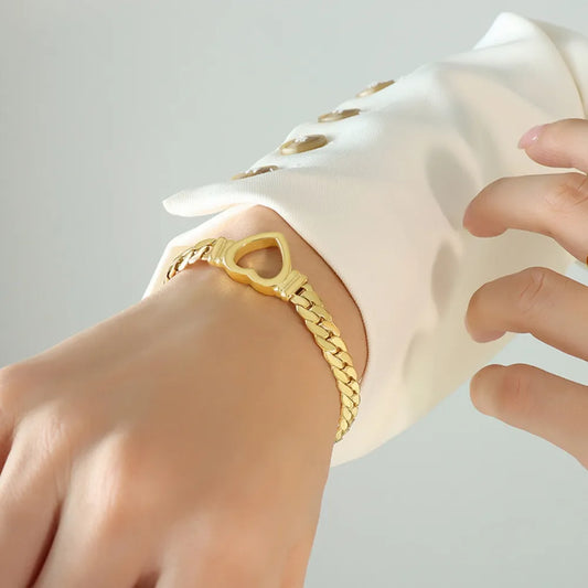 Pulseira Coração Vazado — Aço Titânio