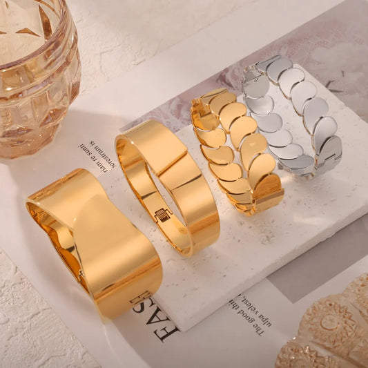 Pulseira Titânio — Banho de Ouro 18K